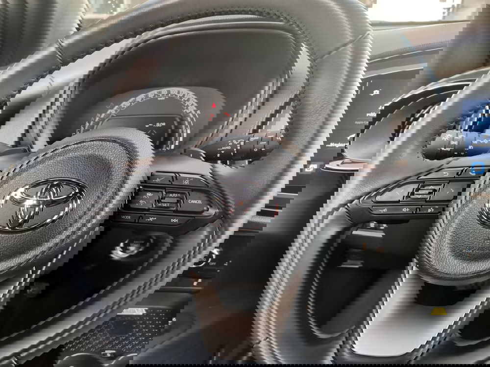 Toyota Aygo X usata a Bergamo (18)