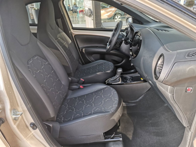 Toyota Aygo X usata a Bergamo (7)