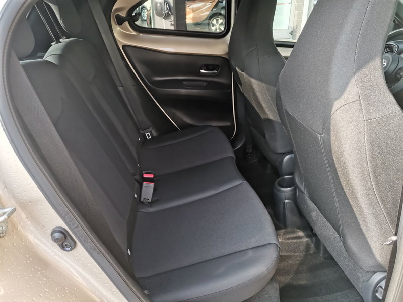 Toyota Aygo X usata a Bergamo (8)