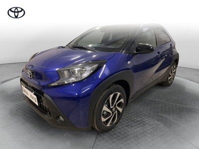 Toyota Aygo X 1.0 VVT-i 72 CV 5p. Undercover S-CVT nuova a Curno