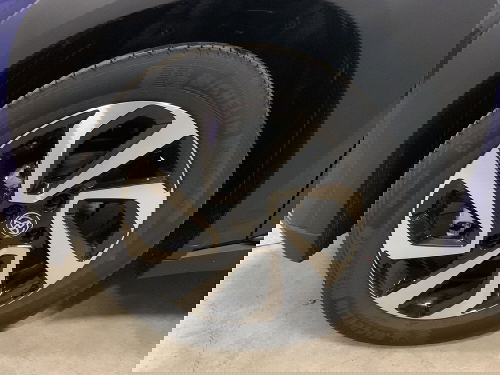 Toyota Aygo X nuova a Bergamo (12)