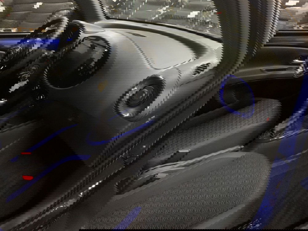 Toyota Aygo X nuova a Bergamo (5)