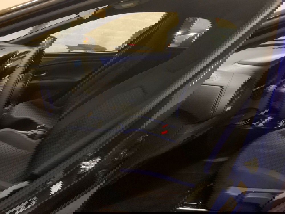 Toyota Aygo X nuova a Bergamo (9)