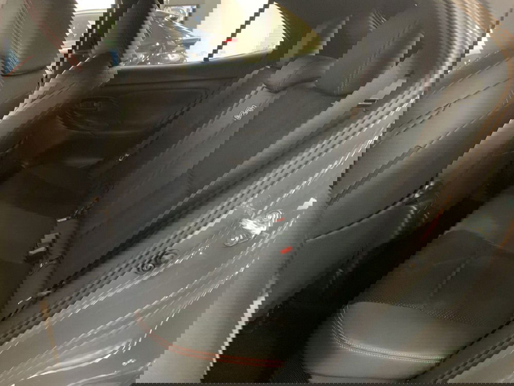 Toyota Yaris Cross nuova a Bergamo (13)