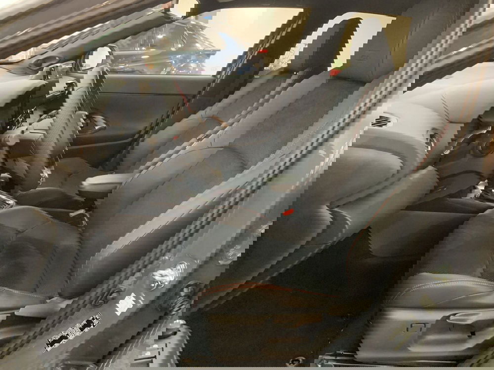 Toyota Yaris Cross nuova a Bergamo (12)