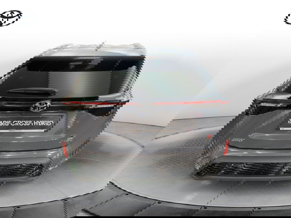 Toyota Yaris Cross nuova a Bergamo (5)