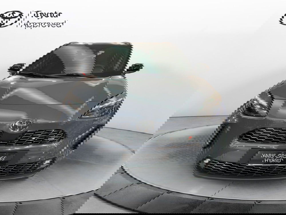 Toyota Yaris Cross nuova a Bergamo (4)