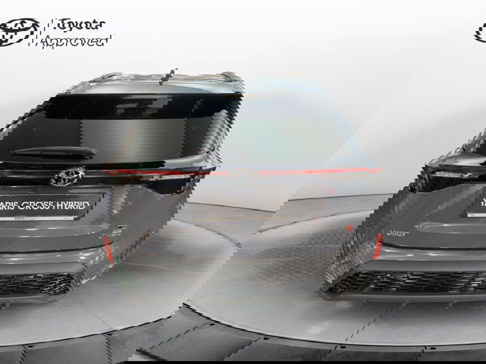 Toyota Yaris Cross nuova a Bergamo (5)