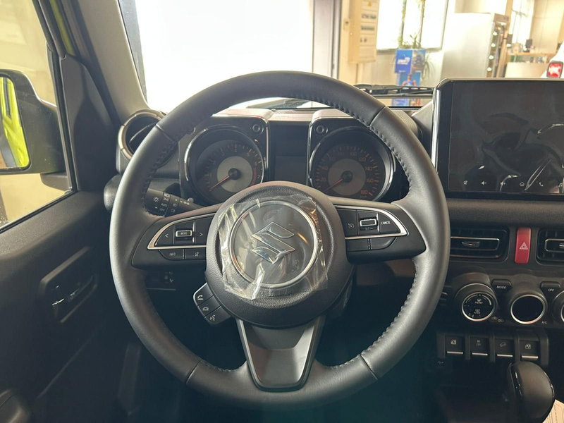 Suzuki Jimny nuova a Bari (17)