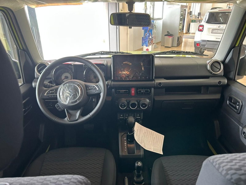 Suzuki Jimny nuova a Bari (18)