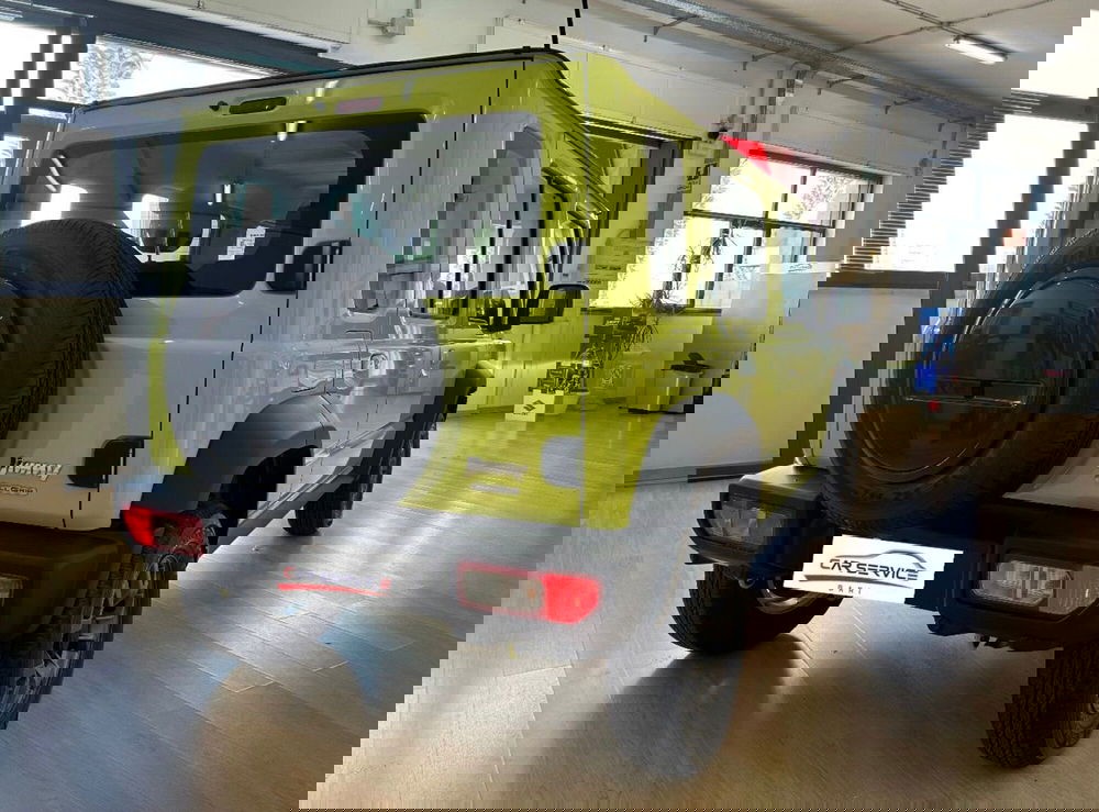 Suzuki Jimny nuova a Bari (5)