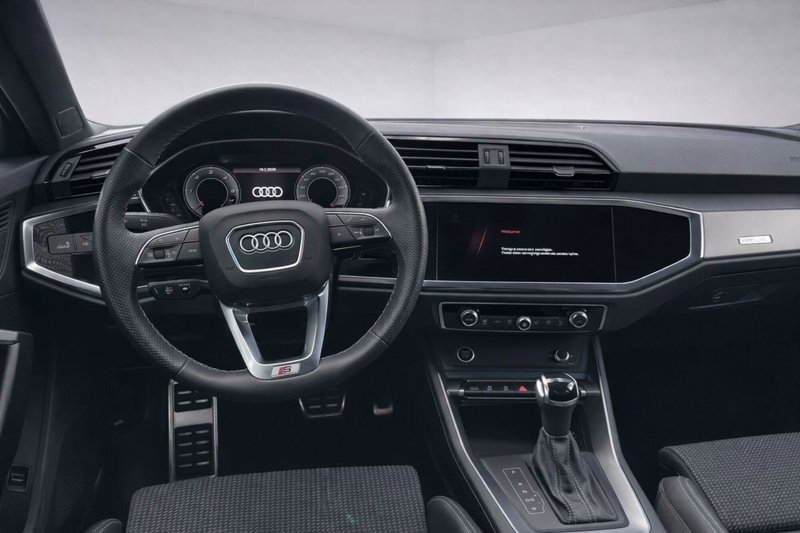 Audi Q3 Sportback usata a Taranto (5)