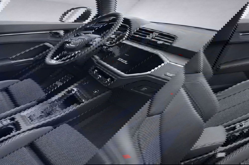 Audi Q3 Sportback usata a Taranto (6)