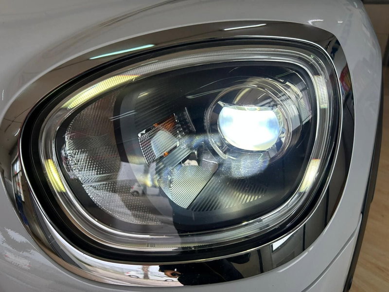 MINI Mini Countryman usata a Bari (19)