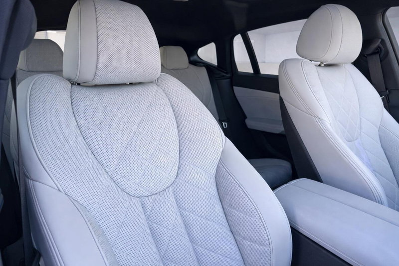 BMW X6 usata a Taranto (8)