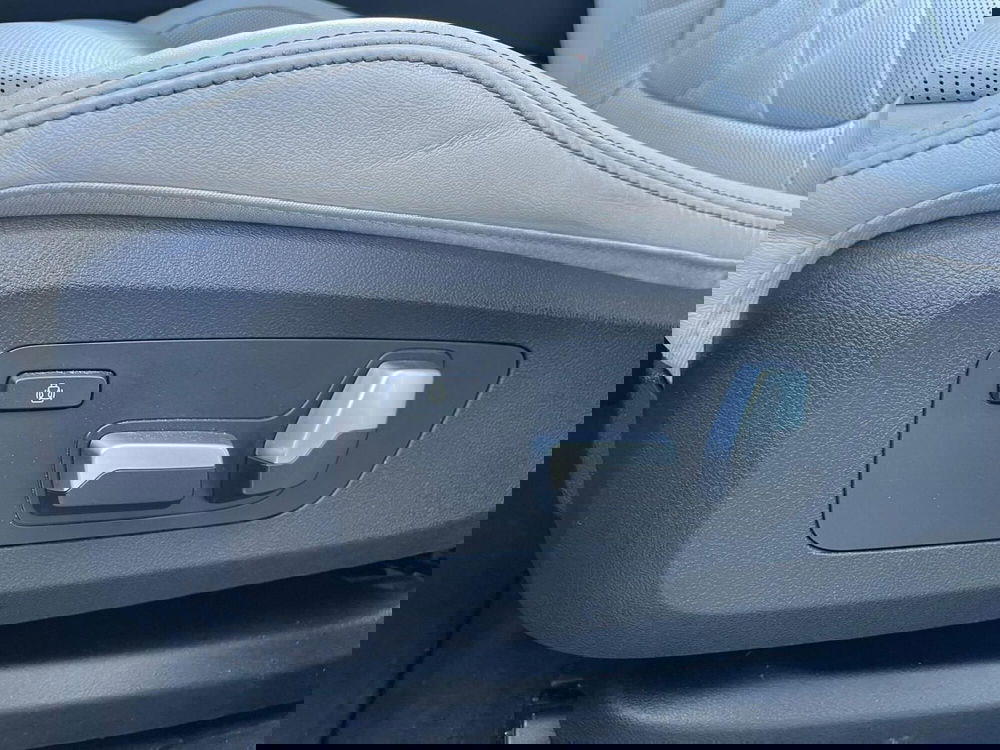 BMW X6 usata a Taranto (9)