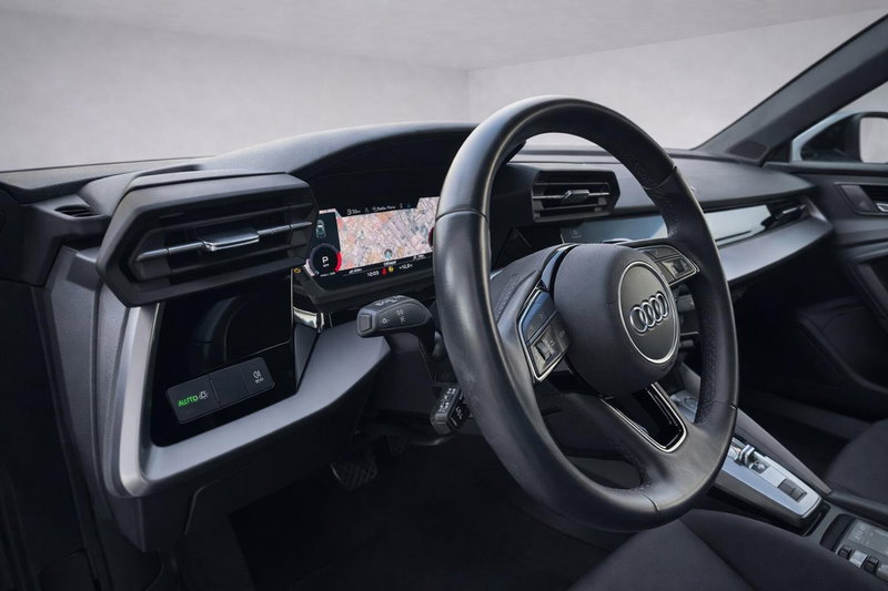 Audi A3 Sportback usata a Taranto (5)