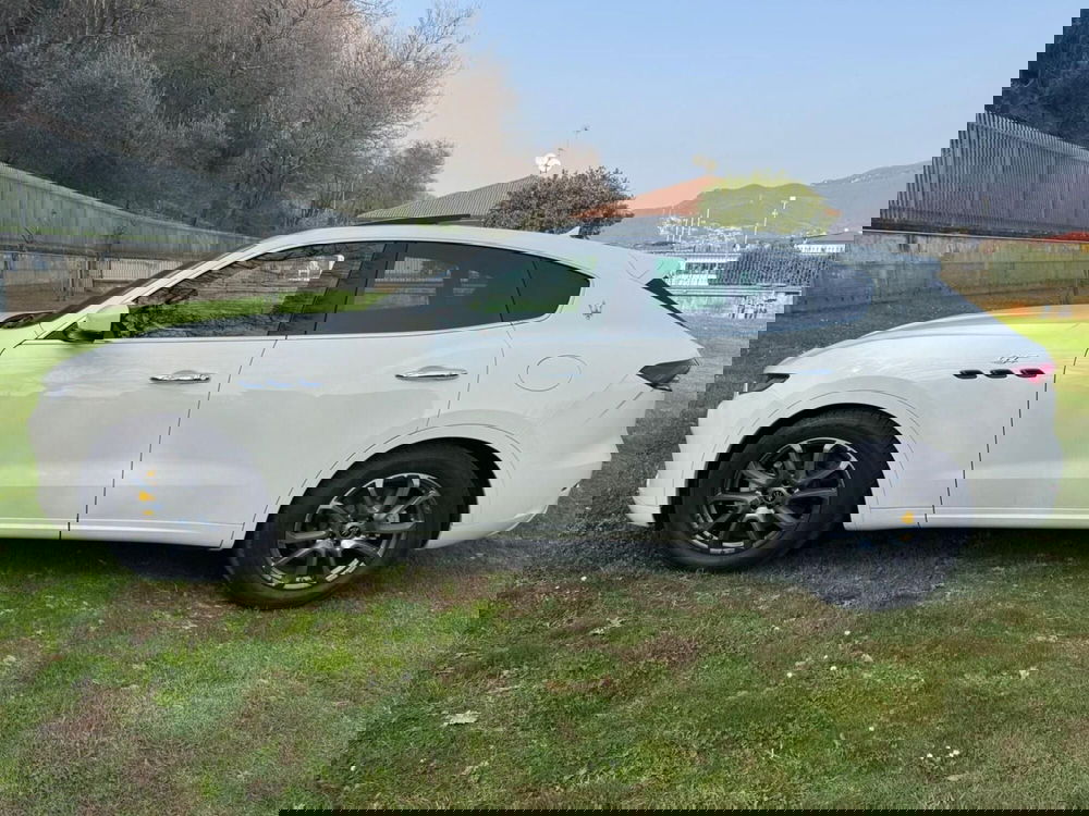 Maserati Levante usata a Salerno (10)