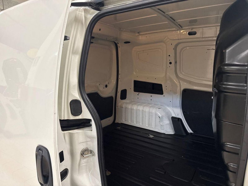 Fiat Fiorino usata a Prato (12)