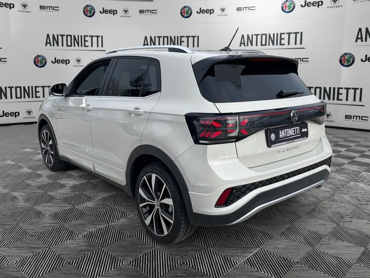 Volkswagen T-Cross usata a Ancona (7)