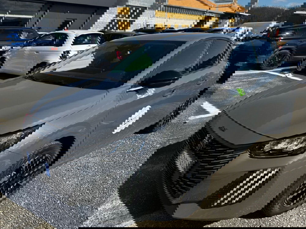 Peugeot 208 nuova a Frosinone