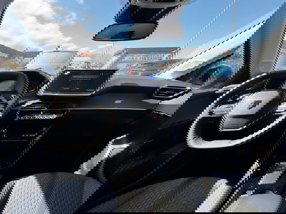 Peugeot 208 nuova a Frosinone (12)