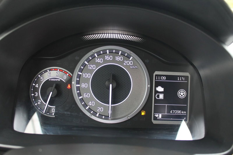 Suzuki Ignis usata a Cuneo (13)