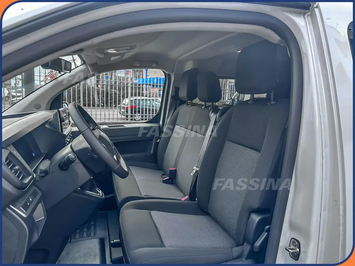 Fiat Scudo Furgone nuova a Milano (9)