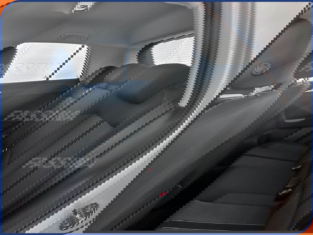 Volkswagen T-Roc usata a Milano (10)