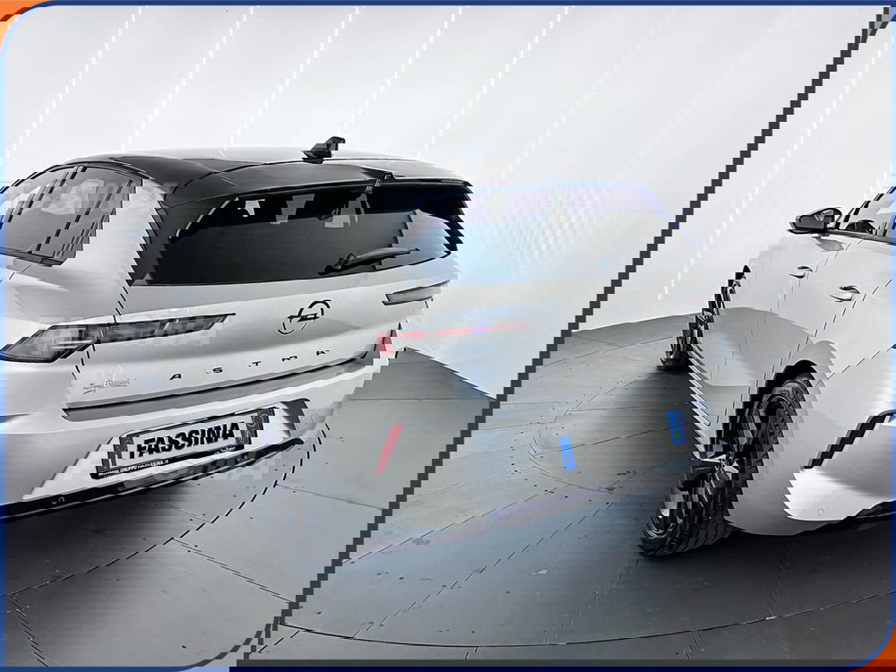 Opel Astra usata a Milano (4)