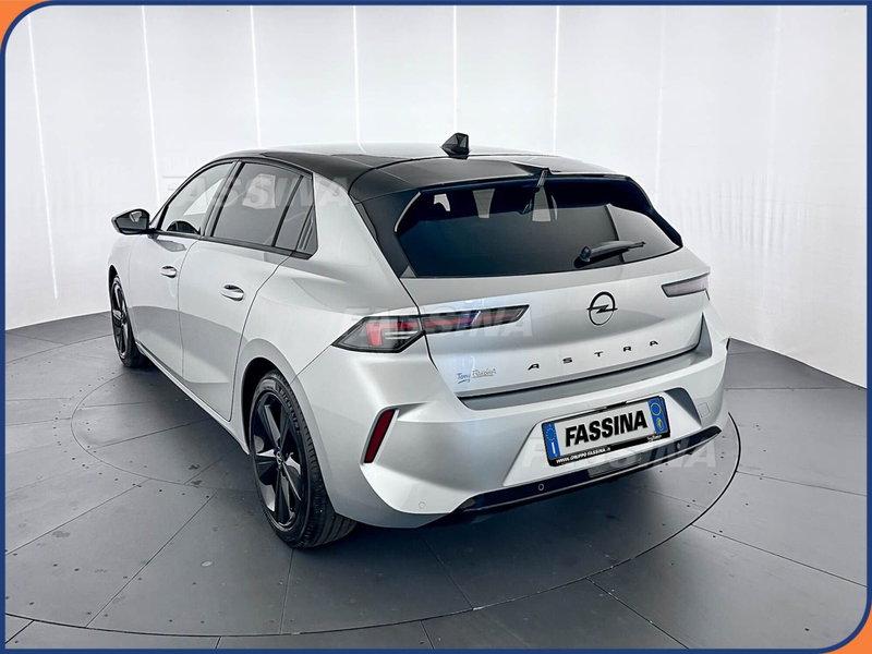 Opel Astra usata a Milano (4)