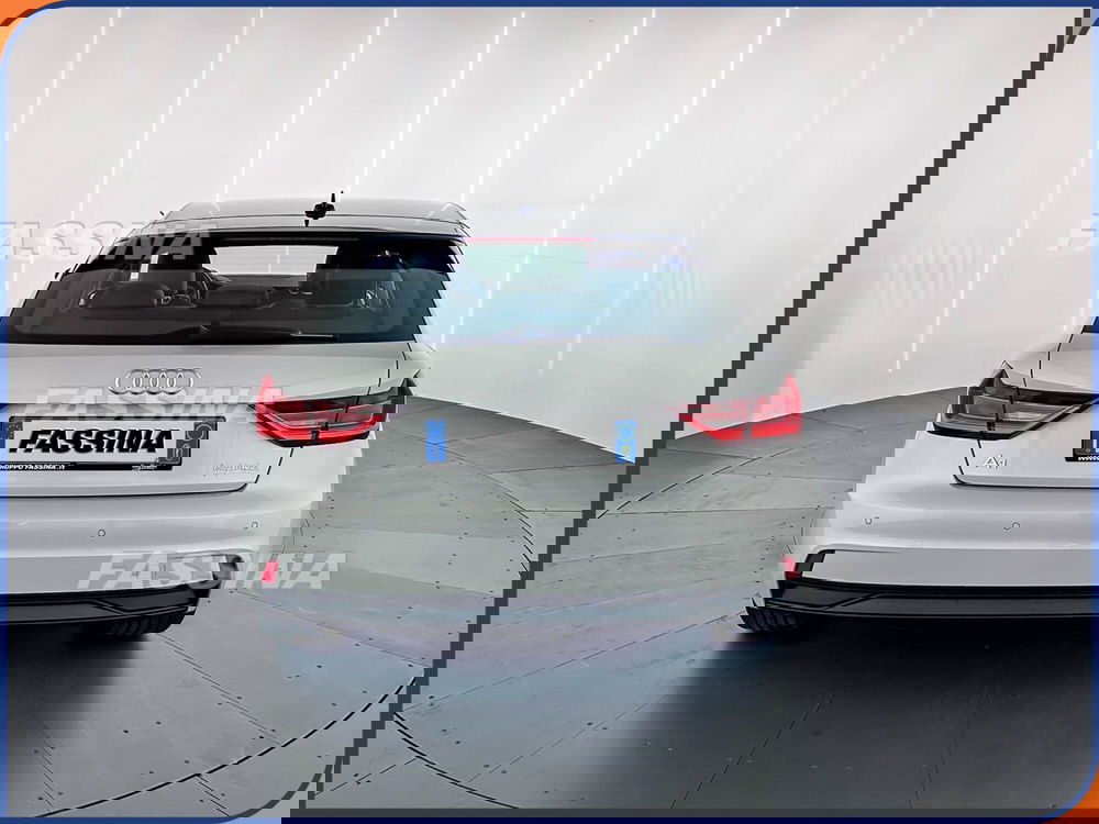 Audi A1 Sportback usata a Milano (5)