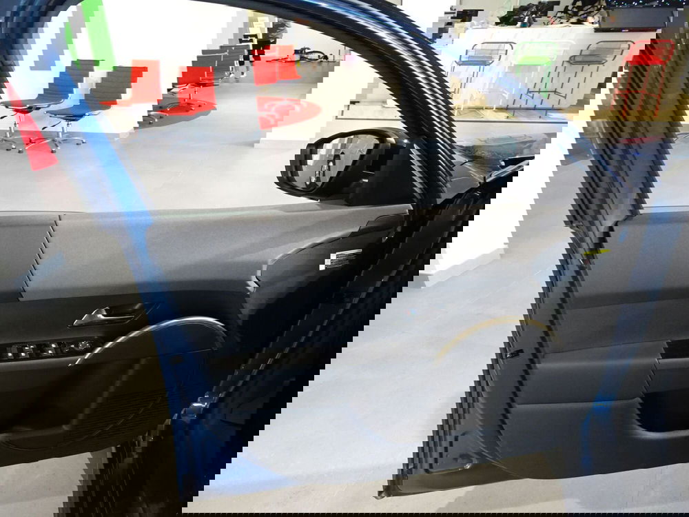 Lancia Ypsilon nuova a Lucca (11)