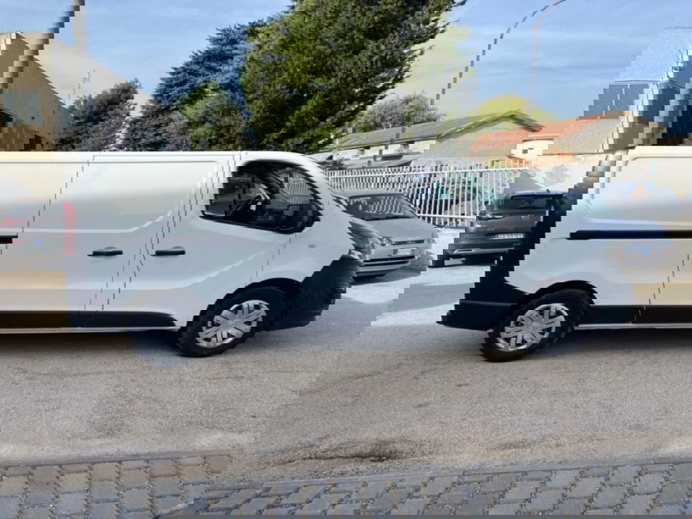 Opel Vivaro Furgone usata a Foggia (4)