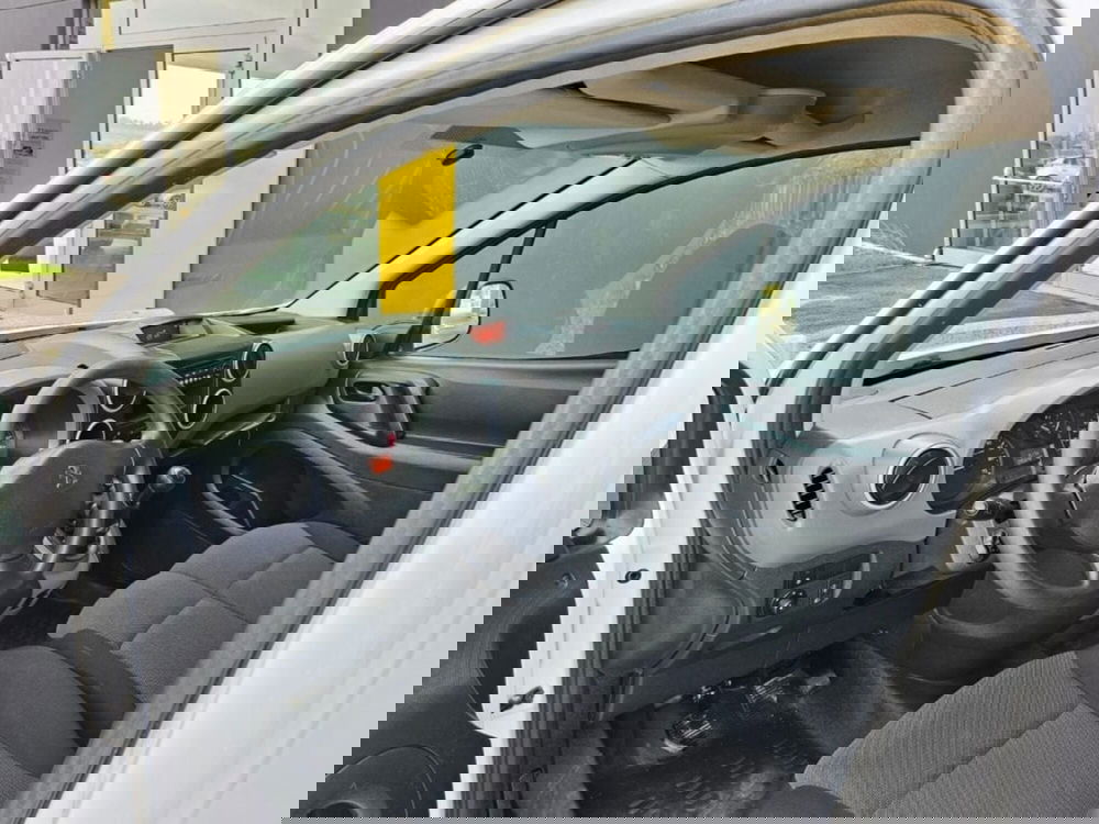 Peugeot Partner Furgone usata a Foggia (10)