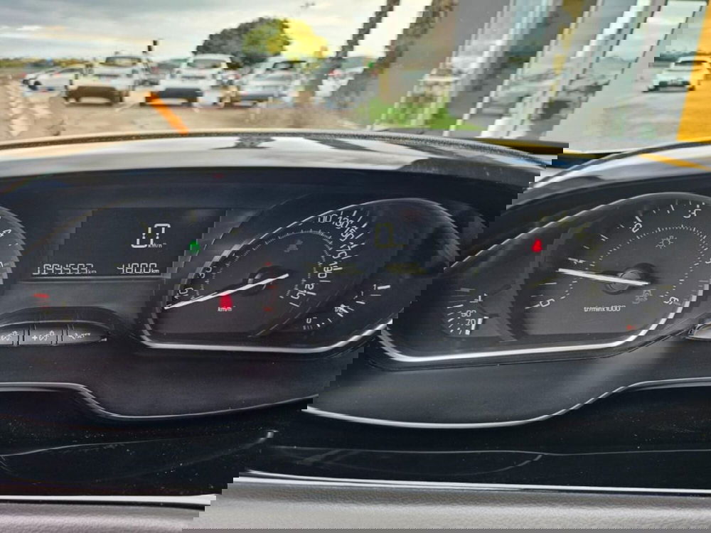 Peugeot 208 usata a Foggia (10)