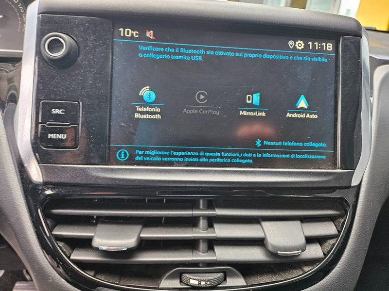Peugeot 208 usata a Foggia (11)