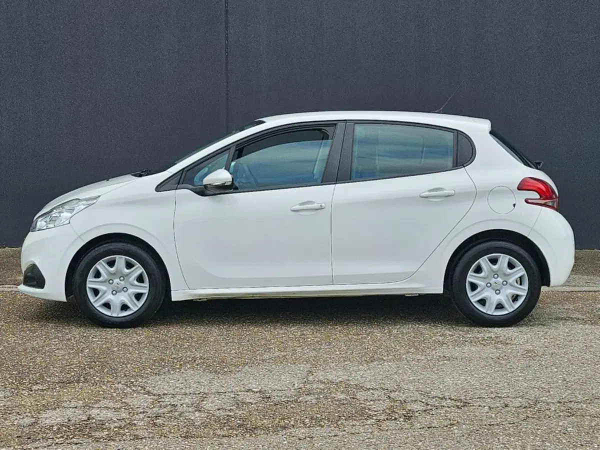 Peugeot 208 usata a Foggia (2)