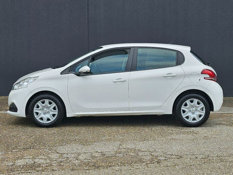 Peugeot 208 usata a Foggia (2)