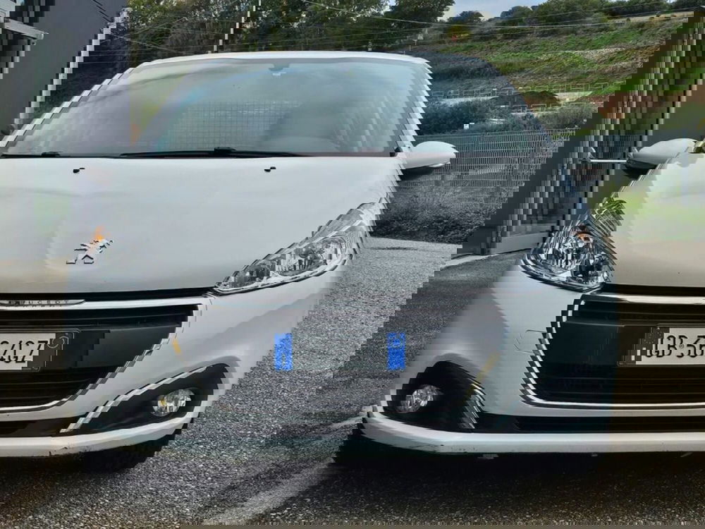 Peugeot 208 usata a Foggia (7)