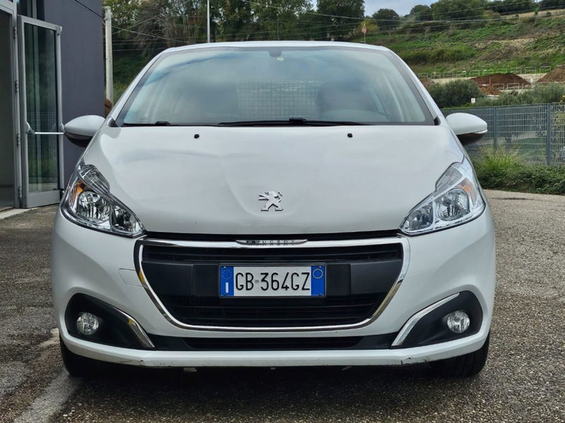 Peugeot 208 usata a Foggia (7)
