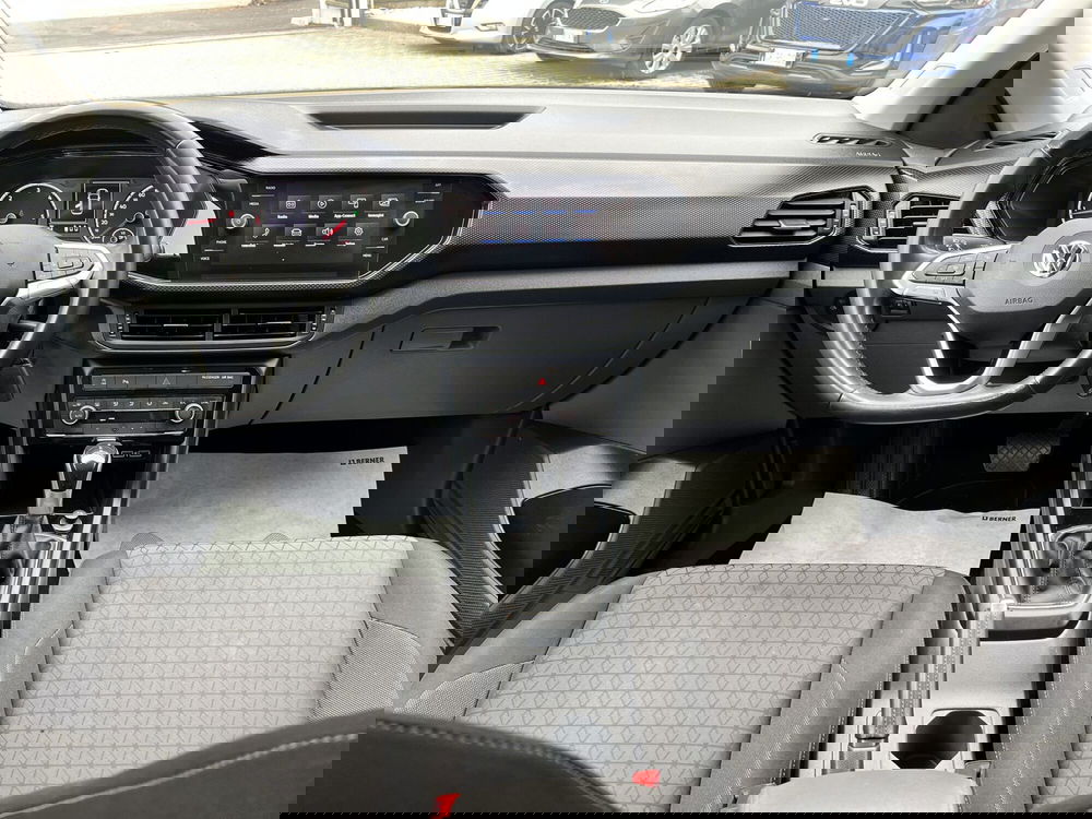 Volkswagen T-Cross usata a Chieti (12)