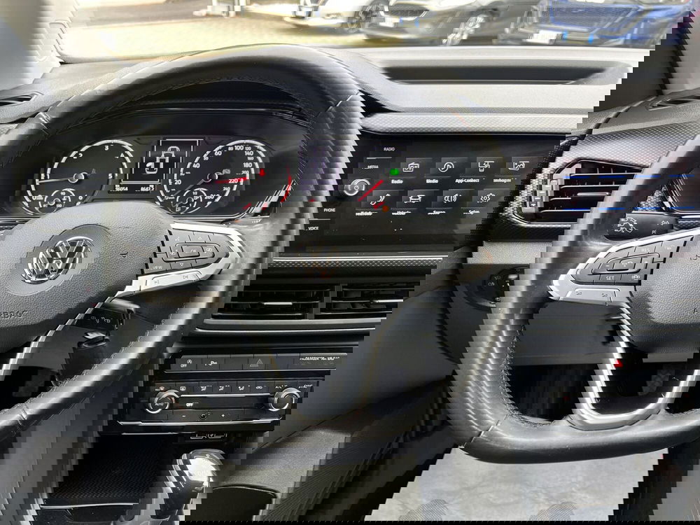 Volkswagen T-Cross usata a Chieti (13)
