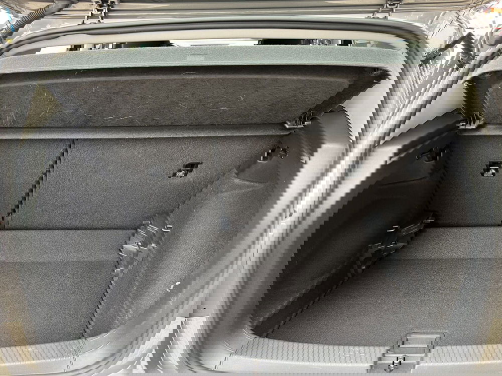 Volkswagen T-Cross usata a Chieti (8)