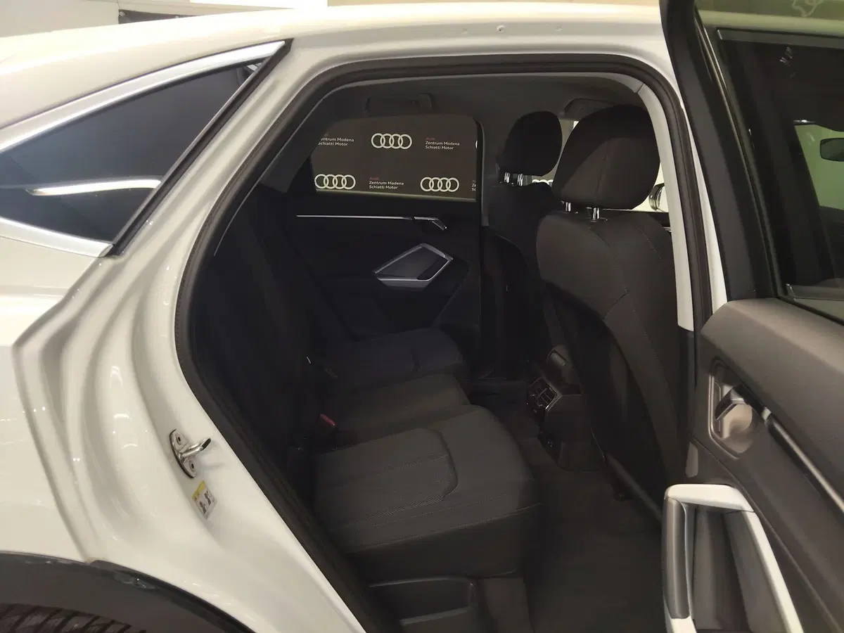 Audi Q3 Sportback usata a Modena (15)