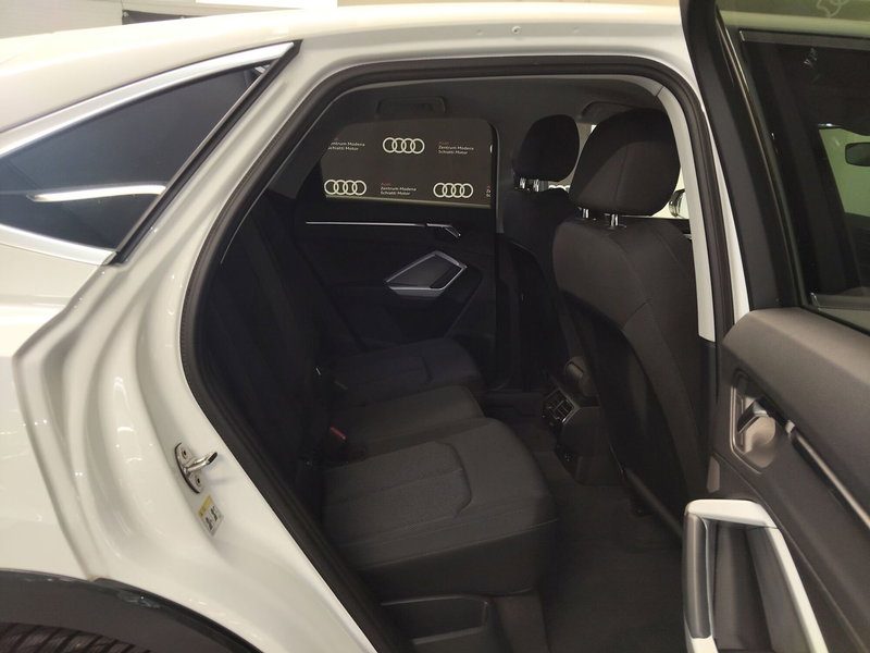 Audi Q3 Sportback usata a Modena (15)