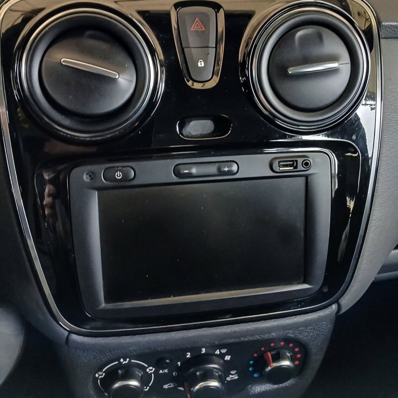 Dacia Lodgy usata a Torino (11)