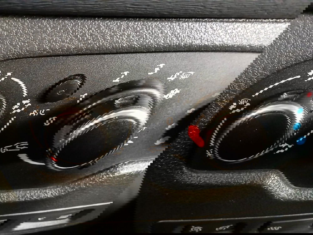 Dacia Lodgy usata a Torino (13)