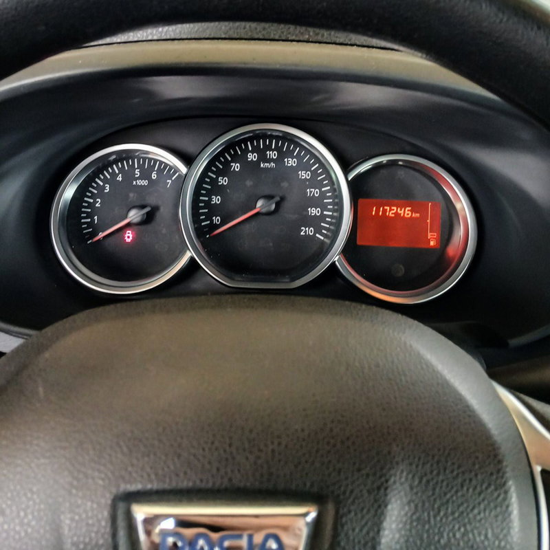 Dacia Lodgy usata a Torino (17)