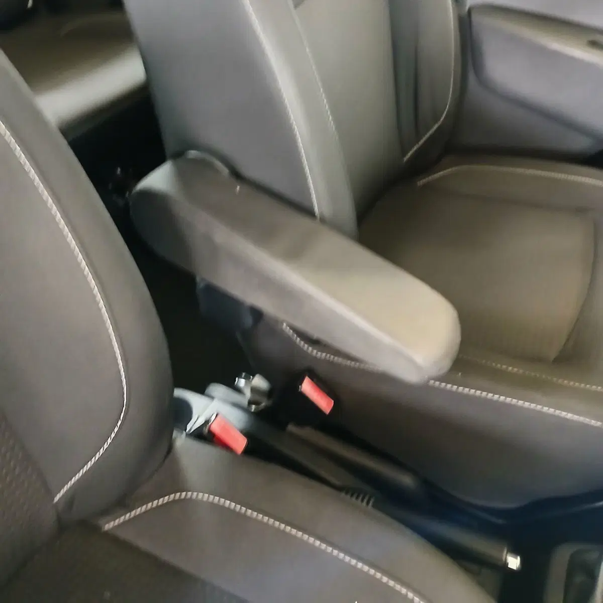 Dacia Lodgy usata a Torino (18)